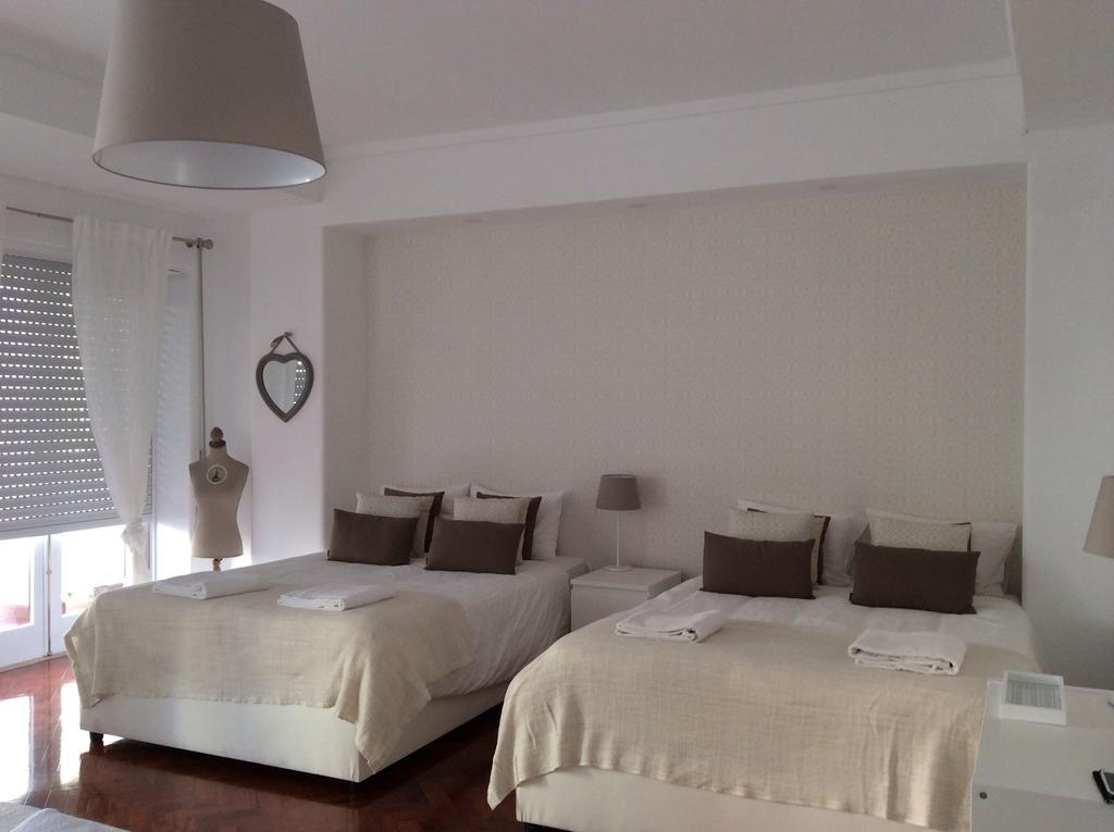 4U Lisbon IV Guesthouse Airport Buitenkant foto