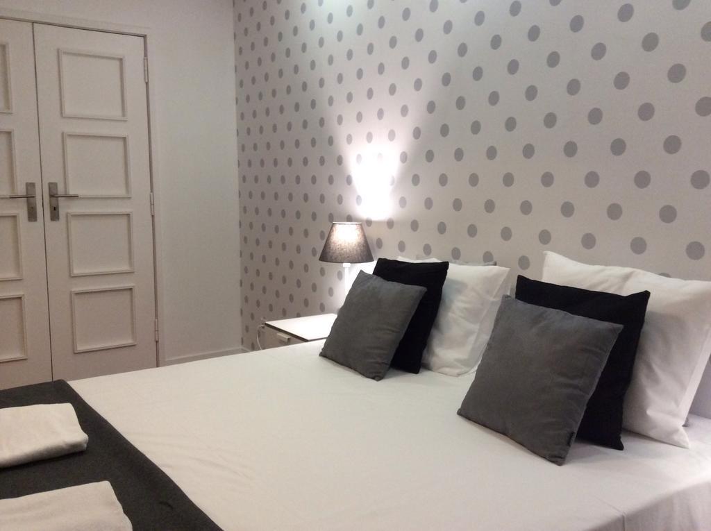 4U Lisbon IV Guesthouse Airport Buitenkant foto