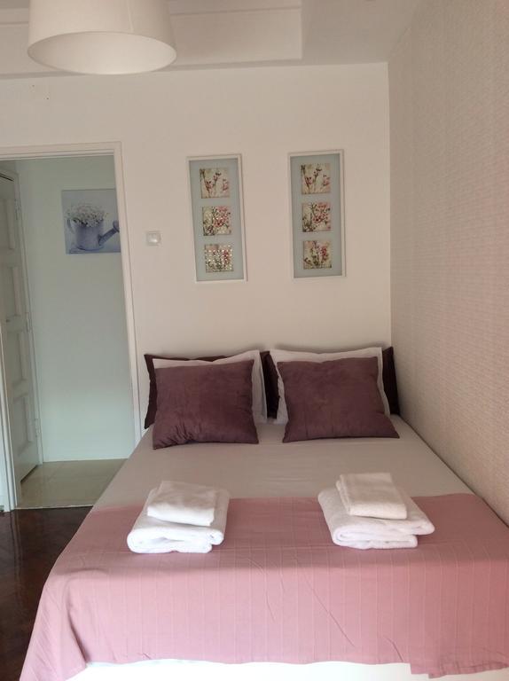4U Lisbon IV Guesthouse Airport Buitenkant foto