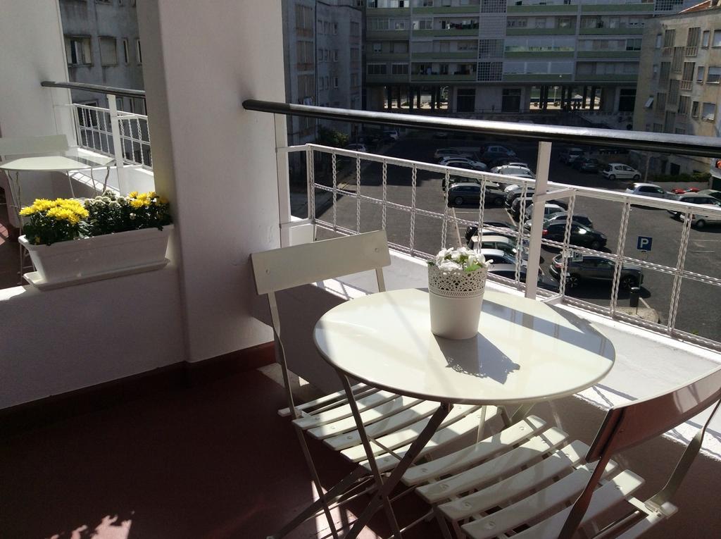 4U Lisbon IV Guesthouse Airport Buitenkant foto